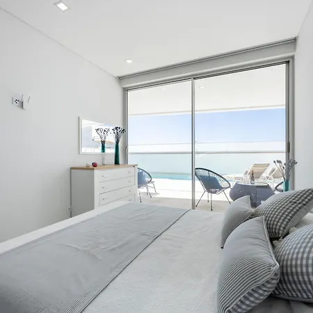 Coolhouses Algarve Luz, Casa Salgadeiras Βίλα
